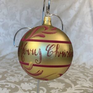 Dillard’s Trimmings 2007Glass Ball Made In Italy Gold and Red Christmas Ornament